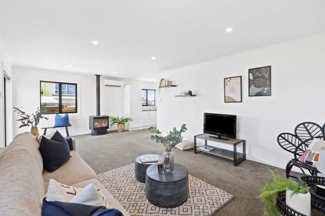 Photo of property in 163 Ngamotu Road, Spotswood, New Plymouth, 4310