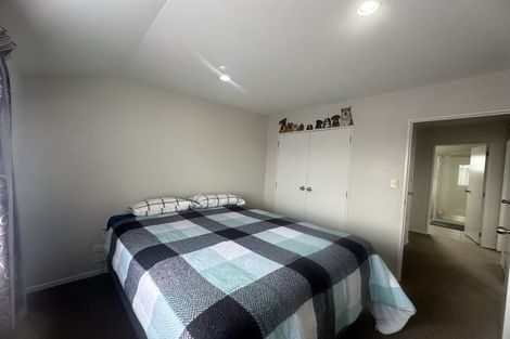 Photo of property in 27/22 Northcross Drive, Oteha, Auckland, 0632