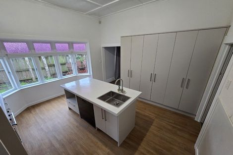 Photo of property in 3 Peverill Crescent, Papatoetoe, Auckland, 2025