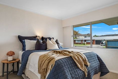 Photo of property in 2 Tupaea Place, Otumoetai, Tauranga, 3110