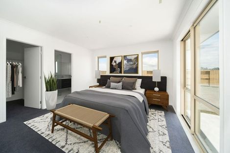 Photo of property in 91 Kaurinui Crescent, One Tree Point, 0118