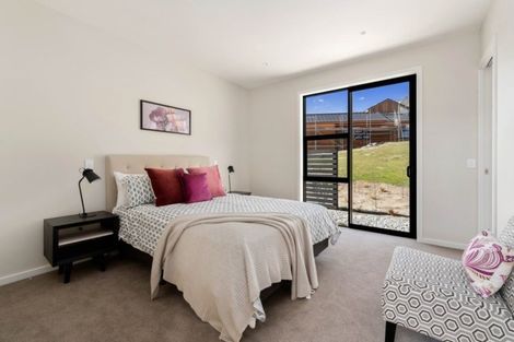 Photo of property in 12 Falconer Rise, Jacks Point, Queenstown, 9371