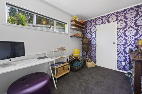 Photo of property in 2b Cherry Grove, Strathmore Park, Wellington, 6022