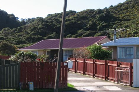 Photo of property in 17 Rakaia Grove, Wainuiomata, Lower Hutt, 5014