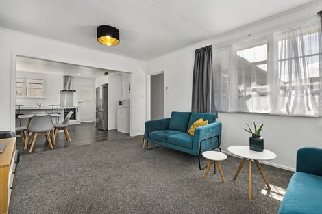 Photo of property in 16 Rintoul Grove, Stokes Valley, Lower Hutt, 5019