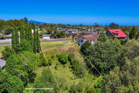 Photo of property in 79 Branch Road, Highlands Park, New Plymouth, 4312