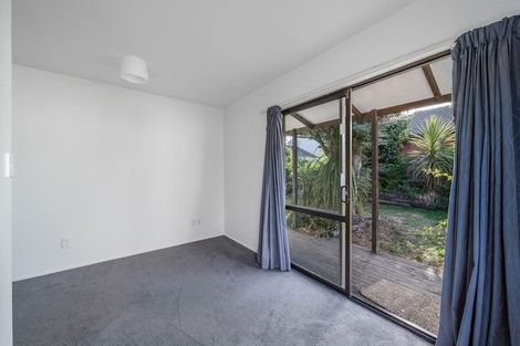 Photo of property in 15 Wittys Road, Avonhead, Christchurch, 8042