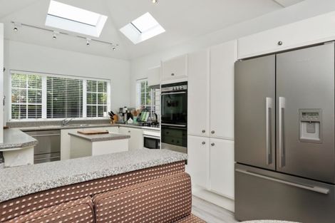 Photo of property in 28 Witbrock Crescent, Burnside, Christchurch, 8053