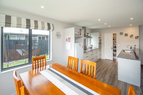 Photo of property in 28 Surfers Place, North New Brighton, Christchurch, 8083