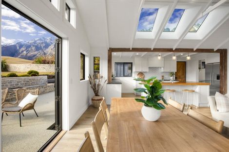 Photo of property in 84 Jacks Point Rise, Jacks Point, Queenstown, 9371