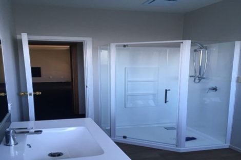 Photo of property in 103 Suva Street, Upper Riccarton, Christchurch, 8041