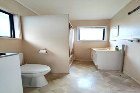 Photo of property in 55 Corunna Road, Milford, Auckland, 0620