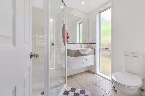 Photo of property in 19 Millennium Heights, Flagstaff, Hamilton, 3210