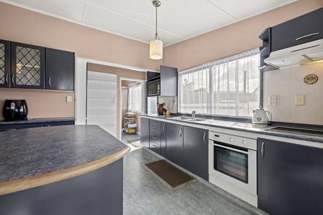 Photo of property in 34 Main Road, Raglan, 3225