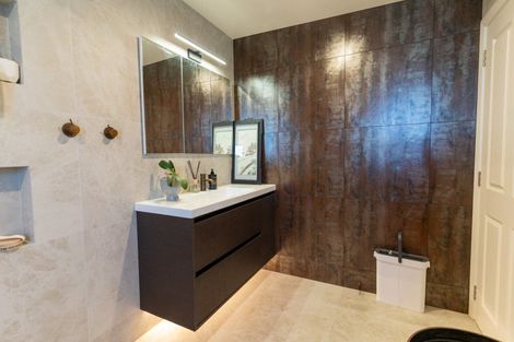 Photo of property in 60 Donegal Street, Cromwell, 9310