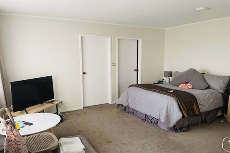 Photo of property in 2/28 Walter Street, Hauraki, Auckland, 0622