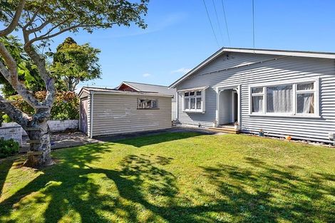 Photo of property in 17 Massey Street, Westown, New Plymouth, 4310