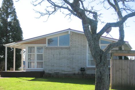 Photo of property in 182 Totara Drive, Pukete, Hamilton, 3200