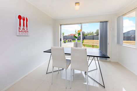 Photo of property in 7 Fairey Place, Mangere, Auckland, 2022