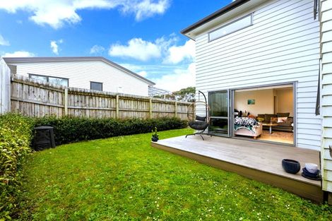 Photo of property in 61a Margan Avenue, New Lynn, Auckland, 0600