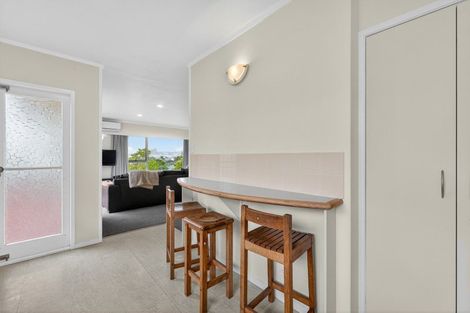 Photo of property in 27 Amorino Drive, Red Beach, 0932