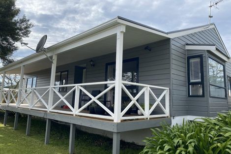 Photo of property in 240 Henderson Valley Road, Henderson, Auckland, 0612