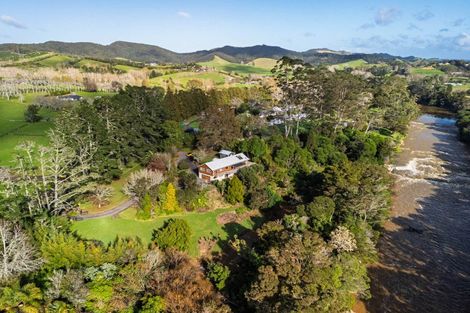 Photo of property in 646 Puketona Road, Haruru, 0204