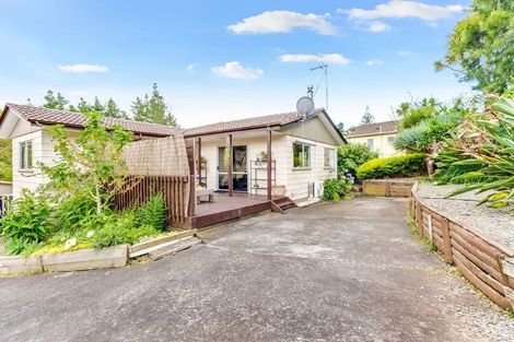 Photo of property in 56 Peverill Crescent, Papatoetoe, Auckland, 2025