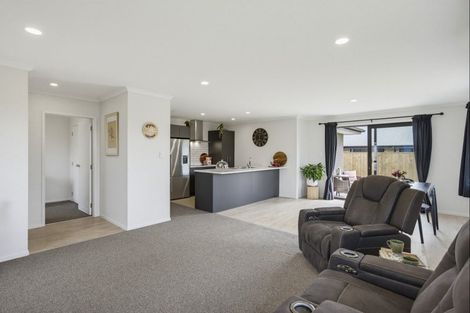 Photo of property in 42 Tainui Street, Levin, 5510
