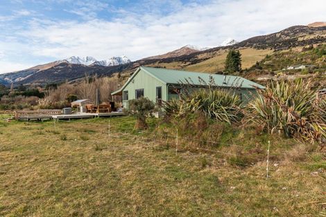 Photo of property in 34 Birley Rise, Glenorchy, 9372