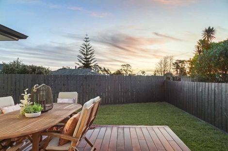 Photo of property in 116a Racecourse Road, Waiuku, 2123
