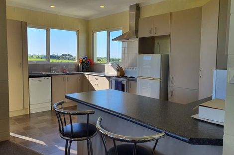 Photo of property in 204a Tai Road, Opunake, 4681