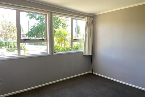 Photo of property in 80 Lynwood Road, New Lynn, Auckland, 0600