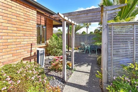 Photo of property in 4 Parkhaven Drive, Rosehill, Papakura, 2113