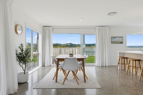 Photo of property in 14 Piripai Rise, Coastlands, Whakatane, 3120