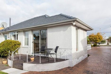 Photo of property in 17 Halliwell Avenue, Papanui, Christchurch, 8052