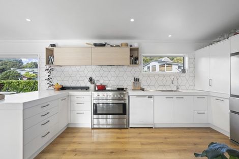 Photo of property in 246 Onemana Drive, Onemana, Whangamata, 3691