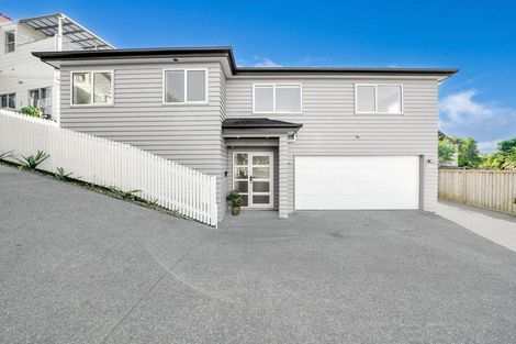 Photo of property in 152a Weatherly Road, Torbay, Auckland, 0630