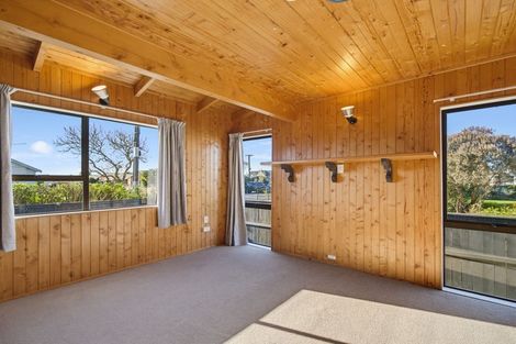 Photo of property in 223 Parkhurst Road, Parakai, 0830