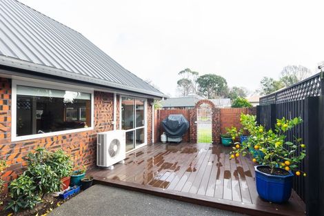 Photo of property in 1a Ludecke Place, Sockburn, Christchurch, 8042