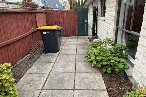 Photo of property in 2/9 Ikamatua Lane, Sydenham, Christchurch, 8023