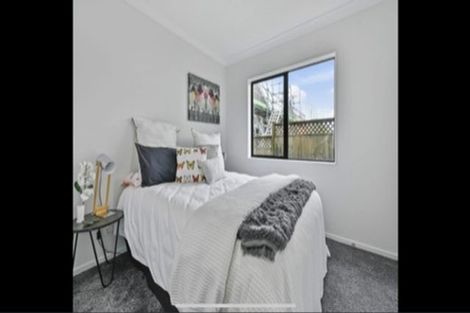 Photo of property in 2/10 Ridge Road, Howick, Auckland, 2014