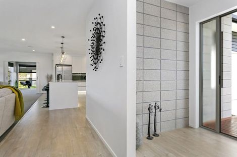 Photo of property in 8 Kotare Grove, Cambridge, 3434