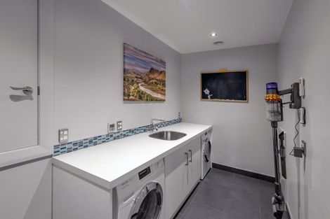 Photo of property in 56 Overtoun Terrace, Hataitai, Wellington, 6021