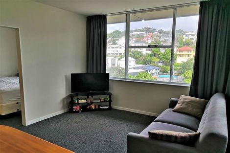 Photo of property in Terrace Tower Apartments, 10e/126 The Terrace, Wellington Central, Wellington, 6011