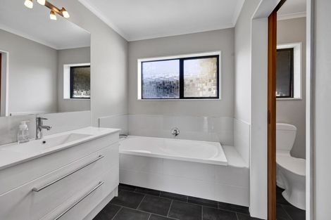 Photo of property in 14 Normanby Road, Normanby, Hawera, 4675