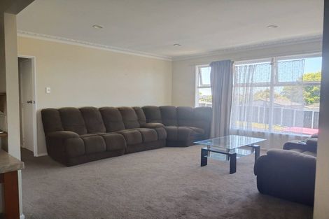 Photo of property in 79 Tirimoana Road, Te Atatu South, Auckland, 0602