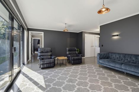 Photo of property in 9 Golf Vue Place, Castlecliff, Whanganui, 4501