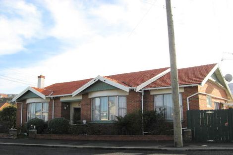 Photo of property in 66 Hargest Crescent, Saint Kilda, Dunedin, 9012
