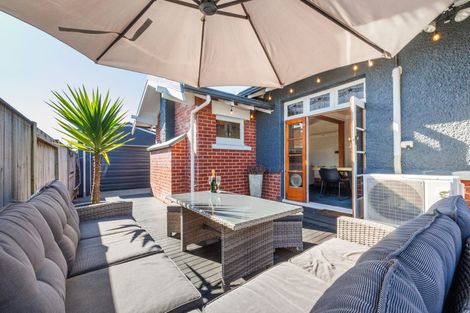 Photo of property in 116 Heretaunga Street, Palmerston North, 4414